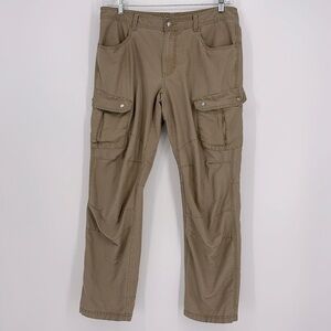 Columbia Omni-Shield Cargo Hiking Pants Men’s Size 34” in Tan
